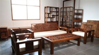 核桃木家具的優(yōu)缺點(diǎn)，核桃木家具如何保養(yǎng)?