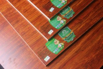 裝修購買板材選重的好，還是輕的好？